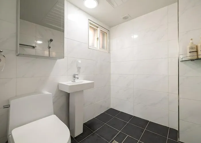 公寓 Comfortable 3-room In Namguro Station