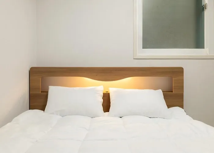 Comfortable 3-room In Namguro Station *